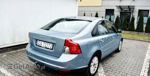 VOLVO S40 
