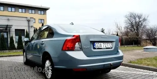 VOLVO S40 
