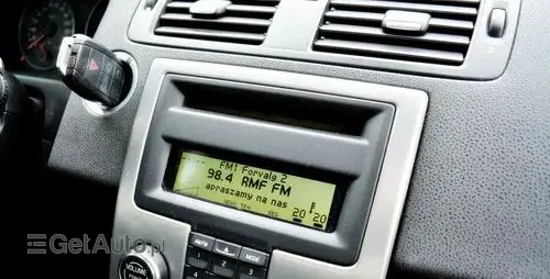 VOLVO S40 