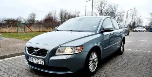 VOLVO S40 