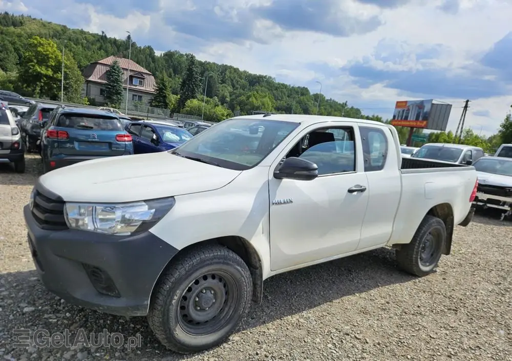 TOYOTA Hilux 
