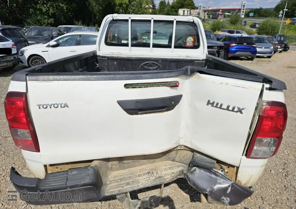 TOYOTA Hilux 
