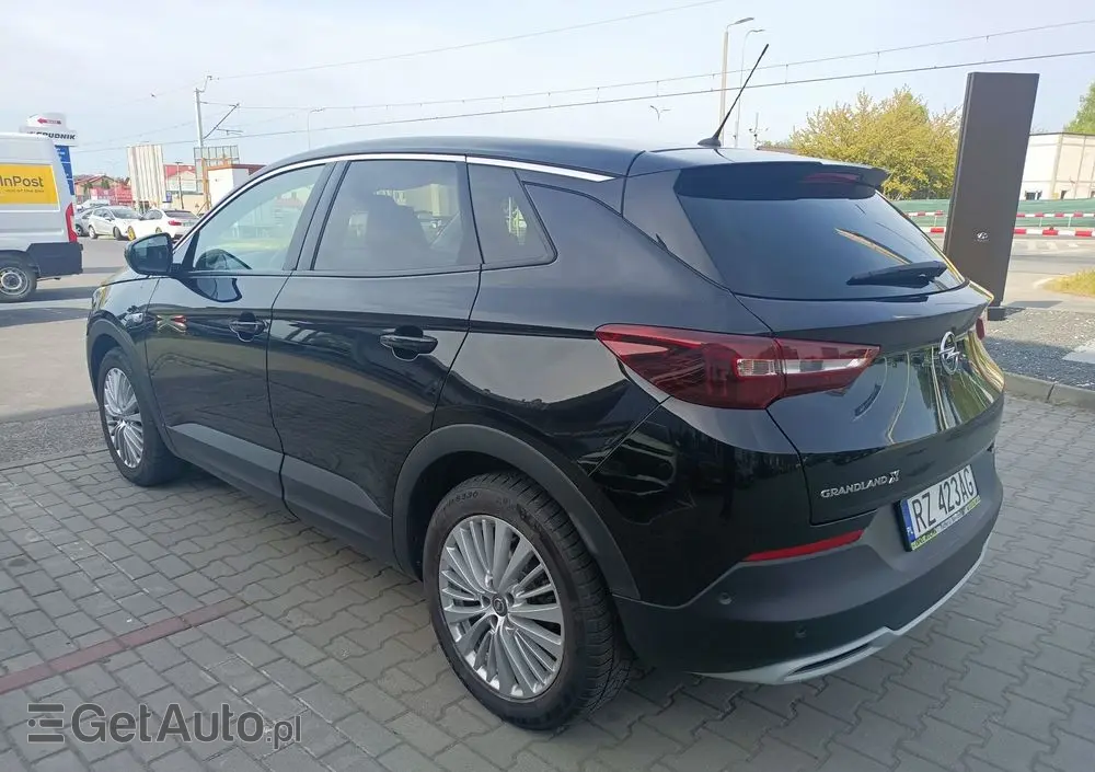 OPEL Grandland X 1.2 T GPF Design Line S&S