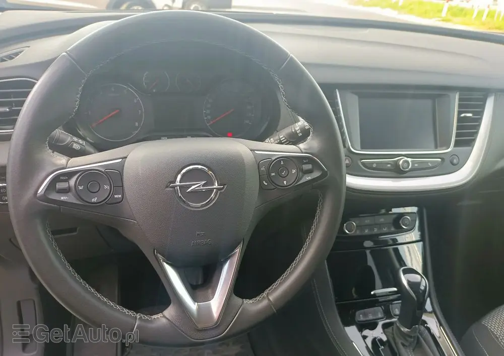 OPEL Grandland X 1.2 T GPF Design Line S&S