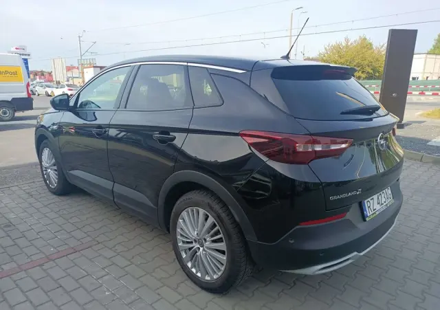 OPEL Grandland X 1.2 T GPF Design Line S&S
