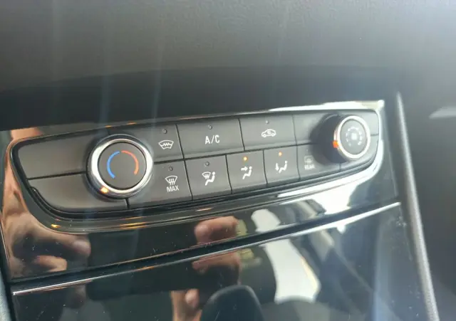 OPEL Grandland X 1.2 T GPF Design Line S&S