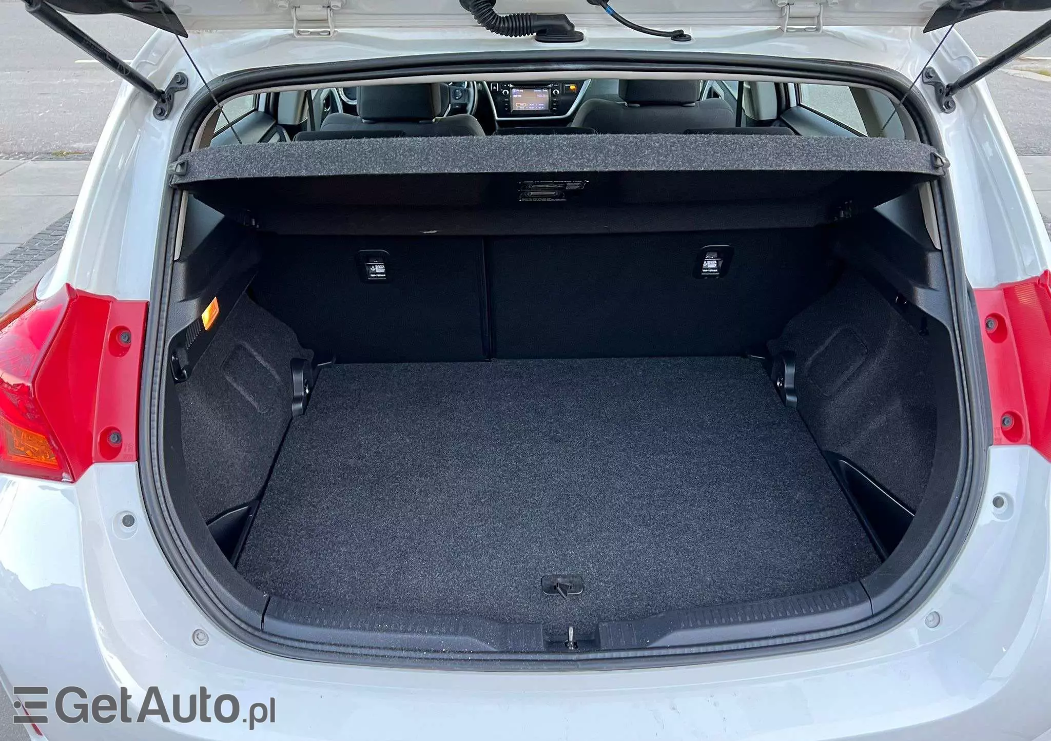 TOYOTA Auris 1.4 D-4D Edition