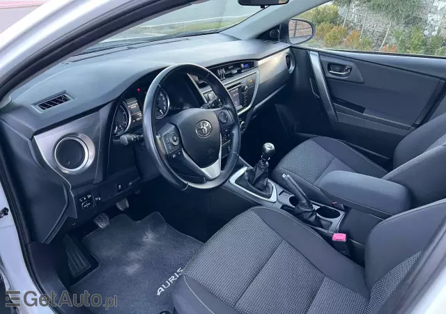 TOYOTA Auris 1.4 D-4D Edition