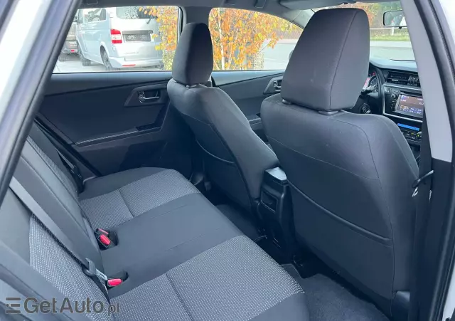 TOYOTA Auris 1.4 D-4D Edition