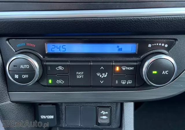 TOYOTA Auris 1.4 D-4D Edition