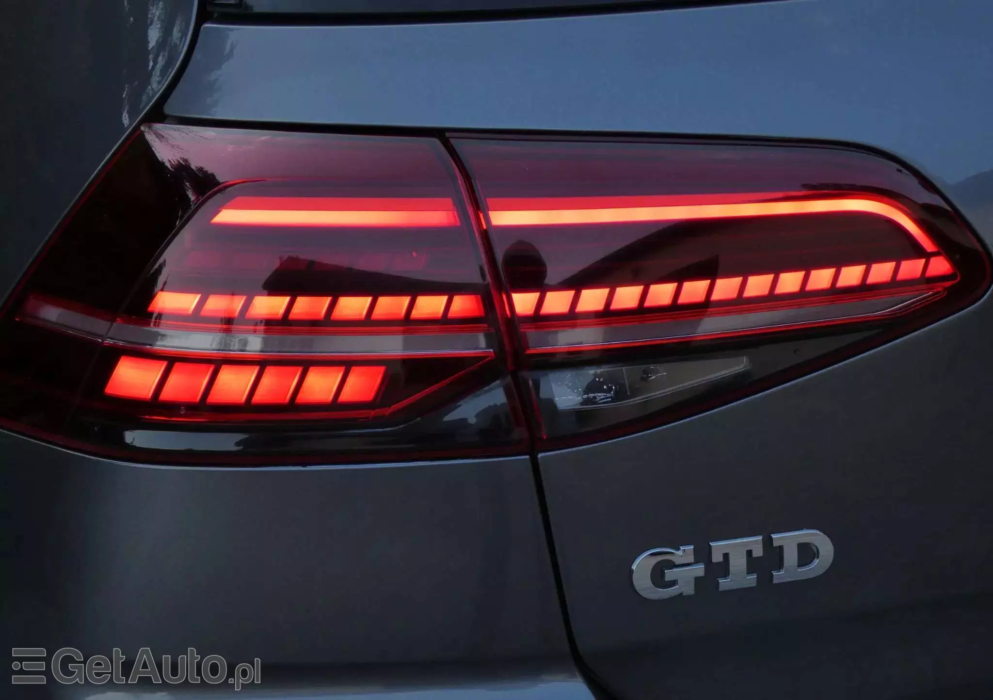 VOLKSWAGEN Golf VII 2.0 TDI BMT GTD