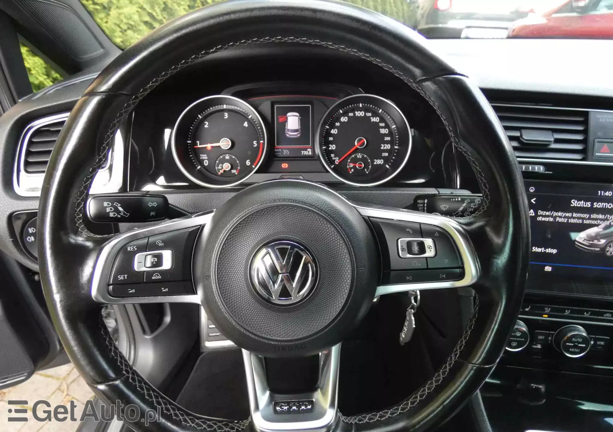 VOLKSWAGEN Golf VII 2.0 TDI BMT GTD