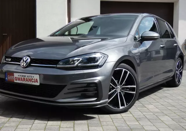 VOLKSWAGEN Golf VII 2.0 TDI BMT GTD
