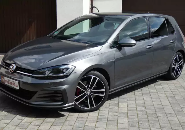 VOLKSWAGEN Golf VII 2.0 TDI BMT GTD