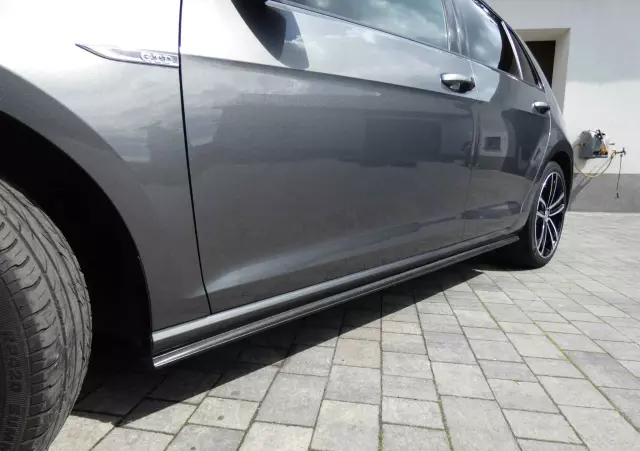 VOLKSWAGEN Golf VII 2.0 TDI BMT GTD