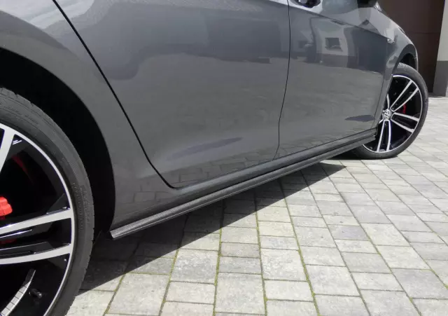 VOLKSWAGEN Golf VII 2.0 TDI BMT GTD