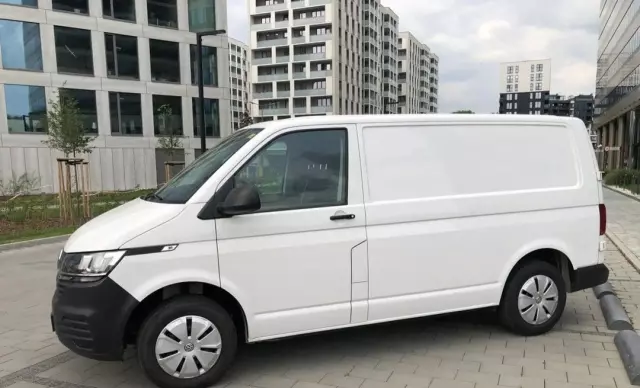 VOLKSWAGEN Transporter 
