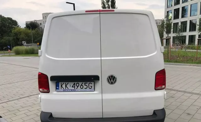 VOLKSWAGEN Transporter 