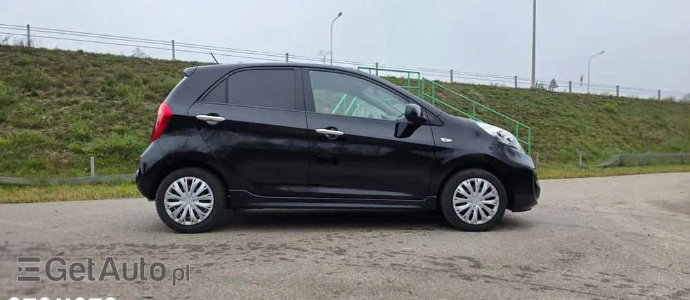 KIA Picanto 1.2 Fifa World Cup Edition