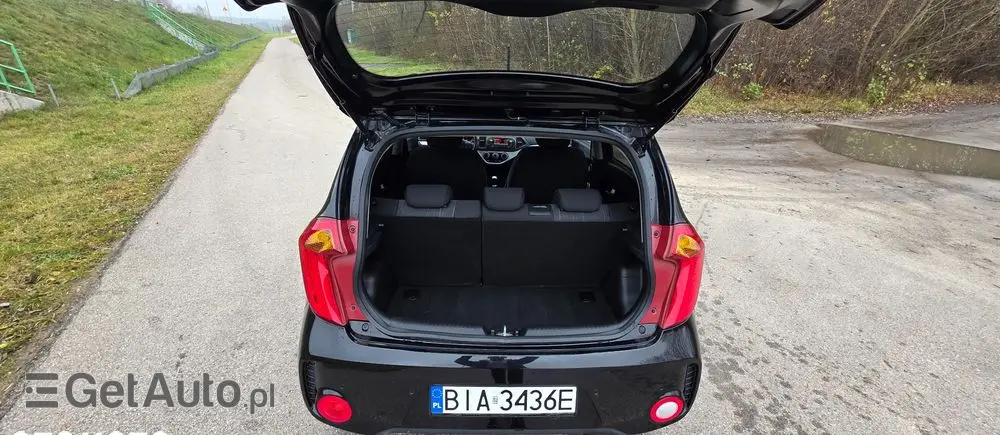 KIA Picanto 1.2 Fifa World Cup Edition