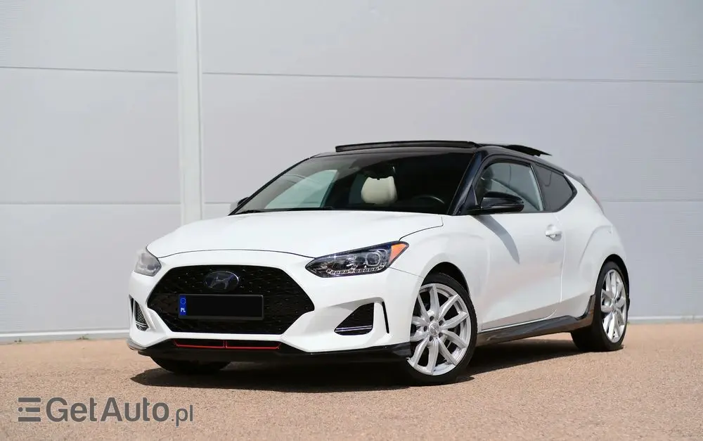 HYUNDAI Veloster 