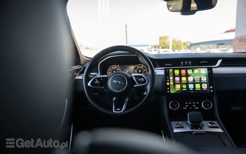 JAGUAR F-Pace D165 AWD R-Dynamic S