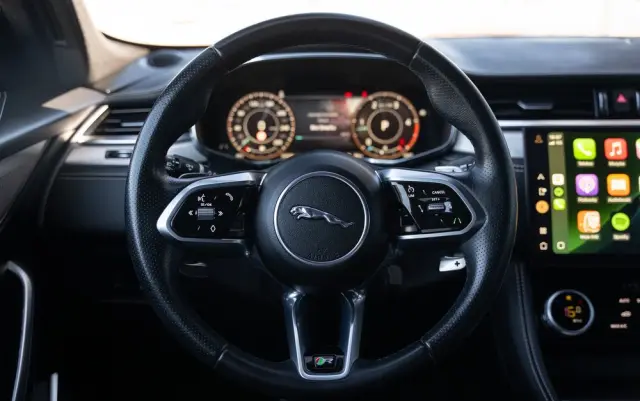 JAGUAR F-Pace D165 AWD R-Dynamic S