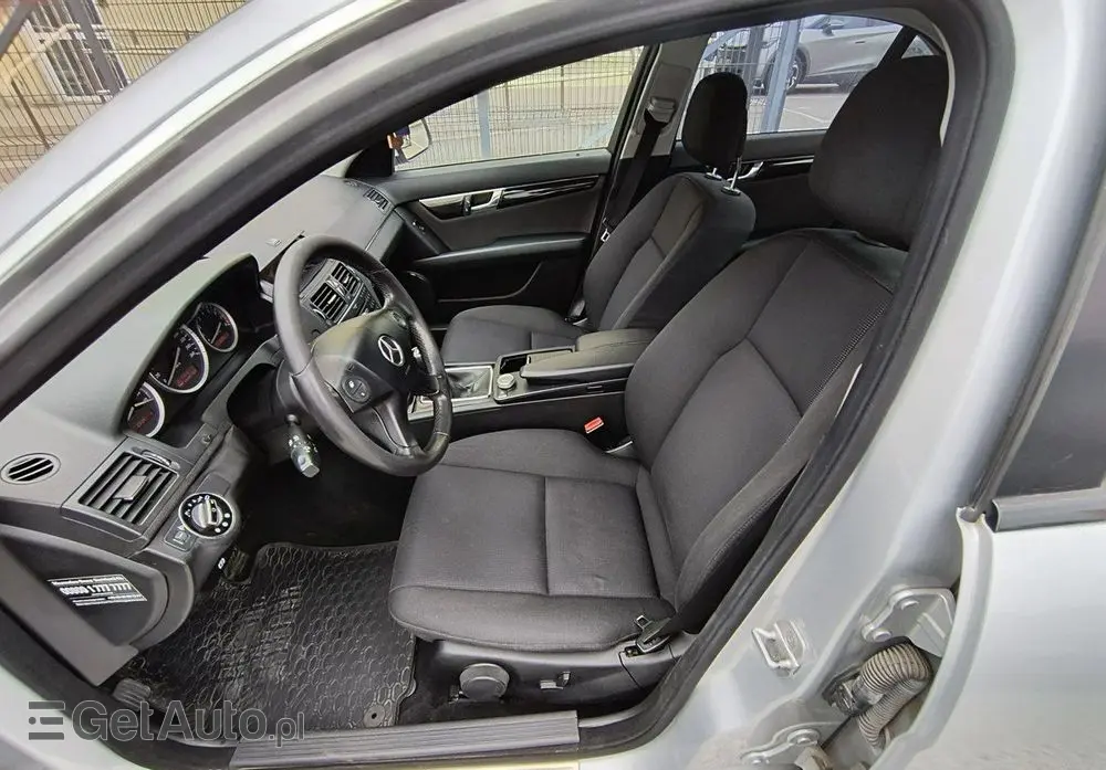 MERCEDES-BENZ Klasa C 180 Kompressor Elegance