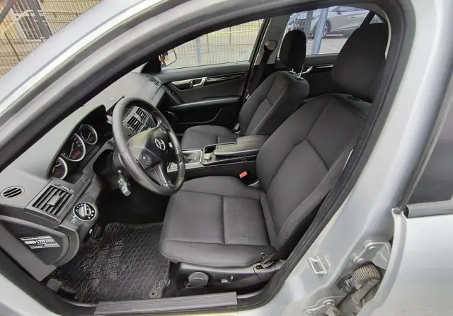 MERCEDES-BENZ Klasa C 180 Kompressor Elegance