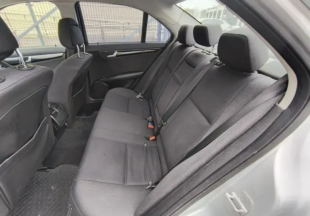 MERCEDES-BENZ Klasa C 180 Kompressor Elegance