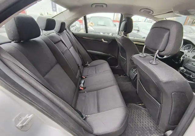 MERCEDES-BENZ Klasa C 180 Kompressor Elegance