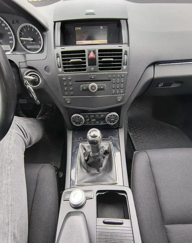 MERCEDES-BENZ Klasa C 180 Kompressor Elegance