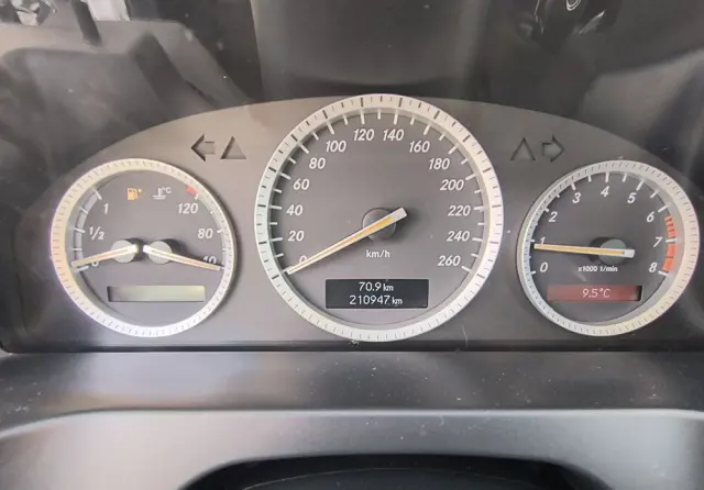 MERCEDES-BENZ Klasa C 180 Kompressor Elegance