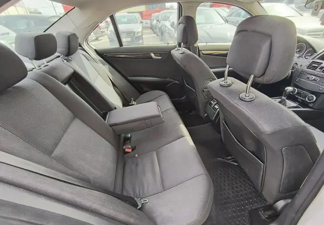 MERCEDES-BENZ Klasa C 180 Kompressor Elegance