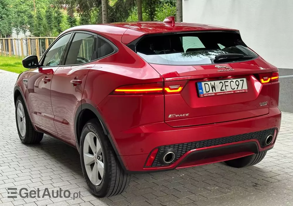 JAGUAR E-Pace 