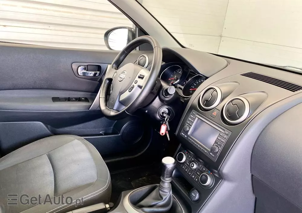 NISSAN Qashqai 2.0 I-Way