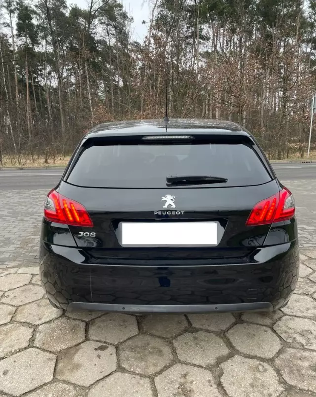 PEUGEOT 308 