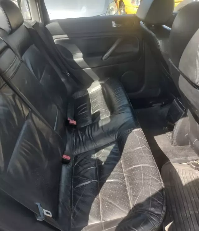 VOLKSWAGEN Passat 2.5 TDI (150 KM)