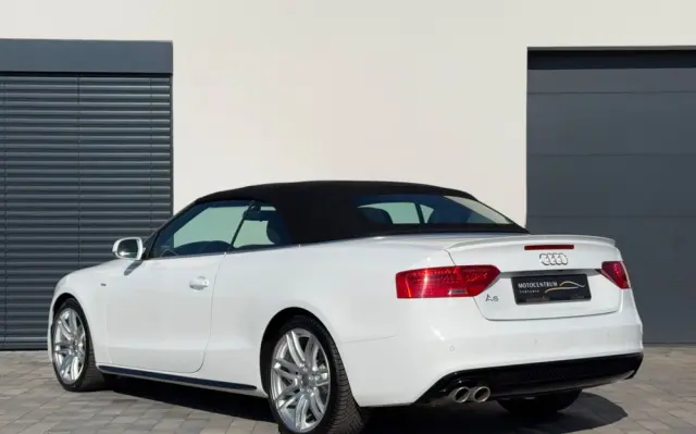AUDI A5 Cabrio 2.0 TDI