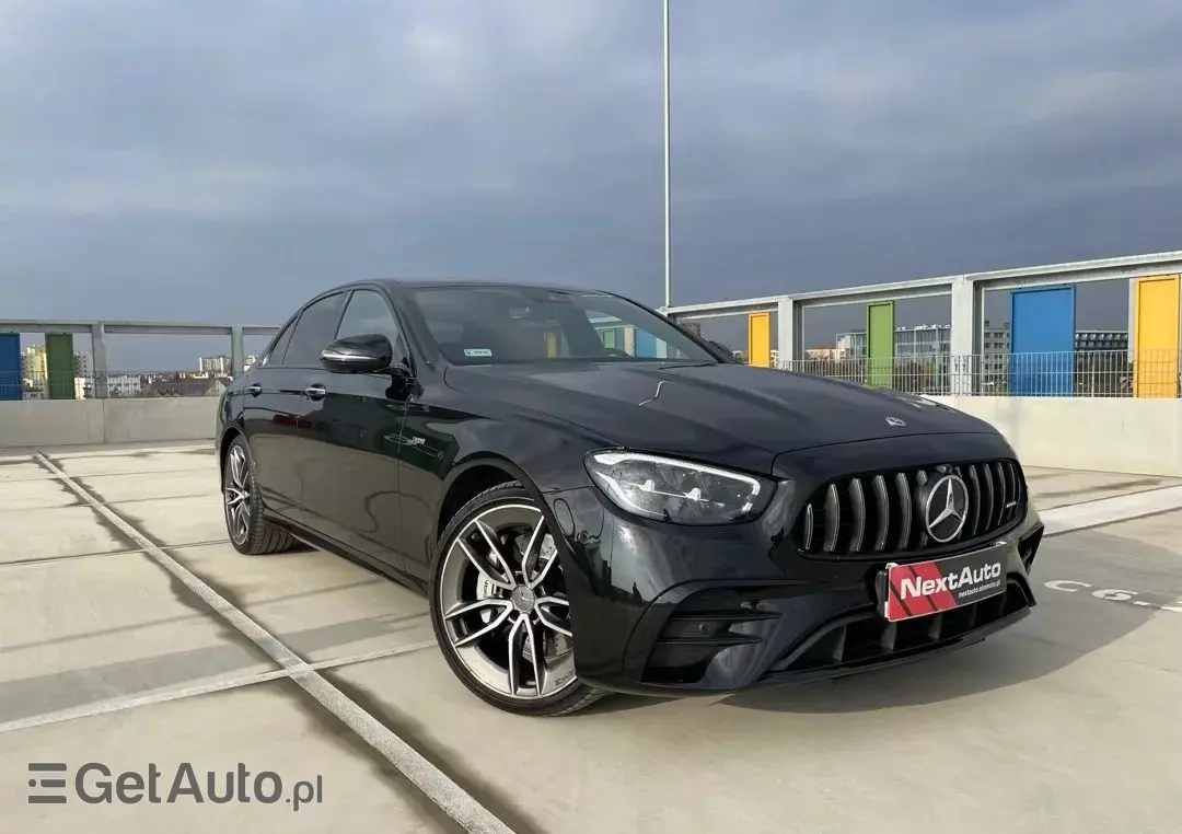 MERCEDES-BENZ Klasa E AMG 53 4-Matic+