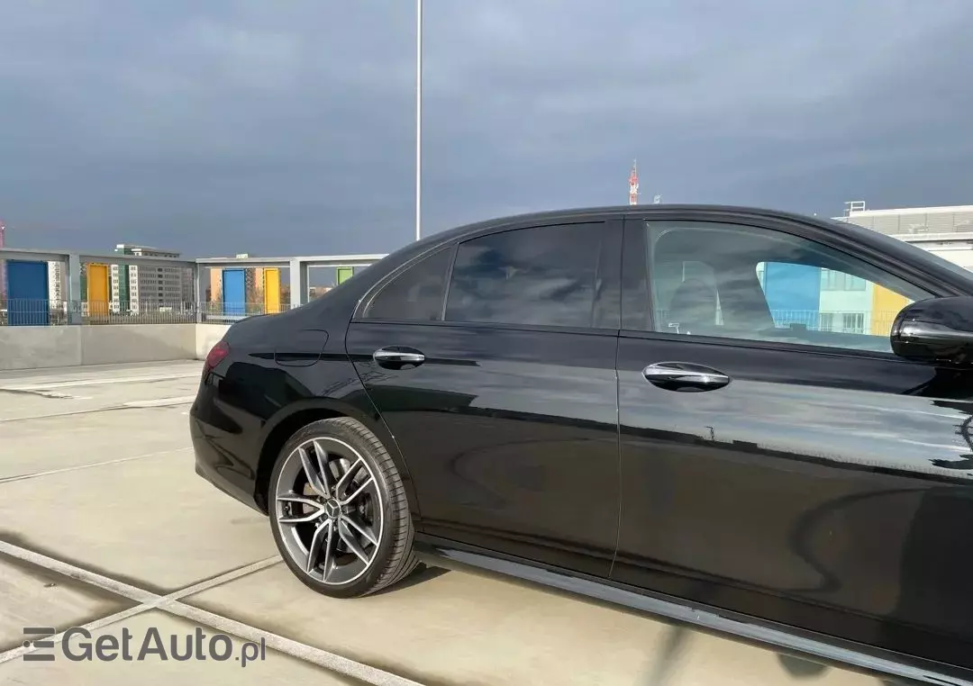 MERCEDES-BENZ Klasa E AMG 53 4-Matic+