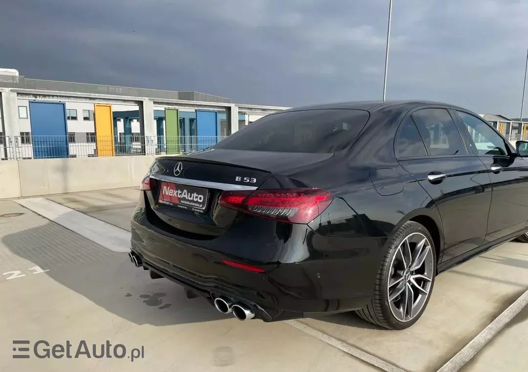 MERCEDES-BENZ Klasa E AMG 53 4-Matic+