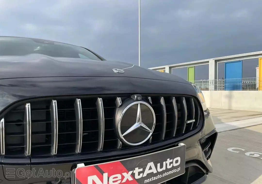 MERCEDES-BENZ Klasa E AMG 53 4-Matic+