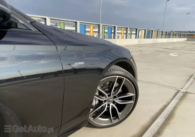 MERCEDES-BENZ Klasa E AMG 53 4-Matic+