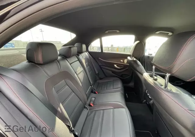 MERCEDES-BENZ Klasa E AMG 53 4-Matic+