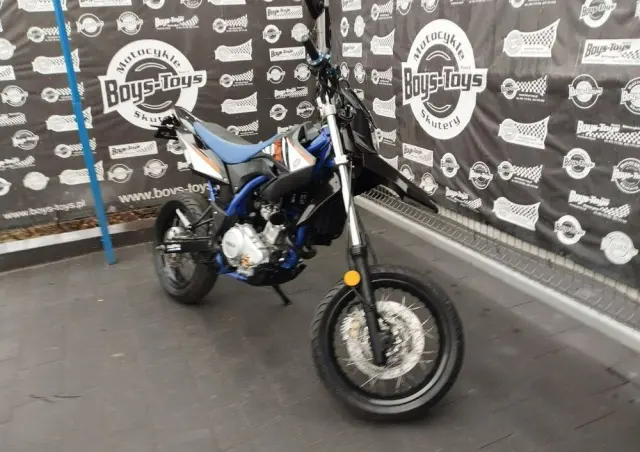 YAMAHA WR 