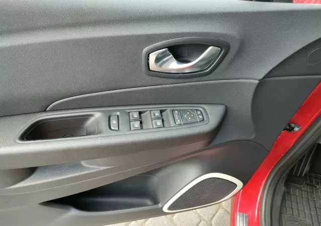 RENAULT Captur 0.9 Energy TCe Life EU6