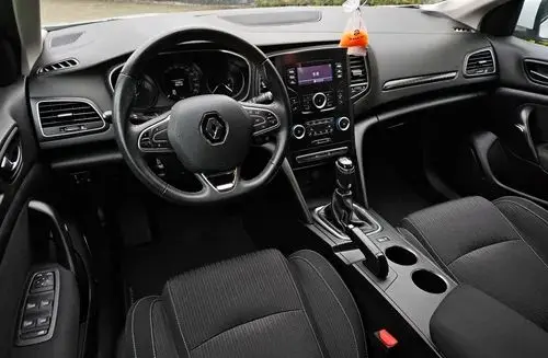 RENAULT Megane 
