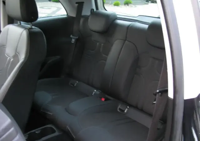 OPEL Adam 1.2 ecoFLEX Start/Stop White Link