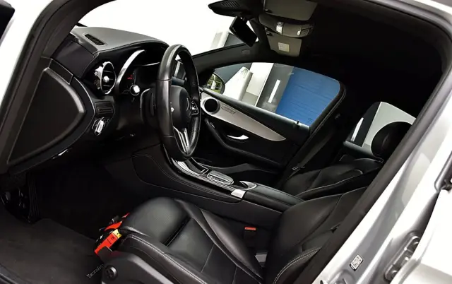 MERCEDES-BENZ GLC 200 4-Matic